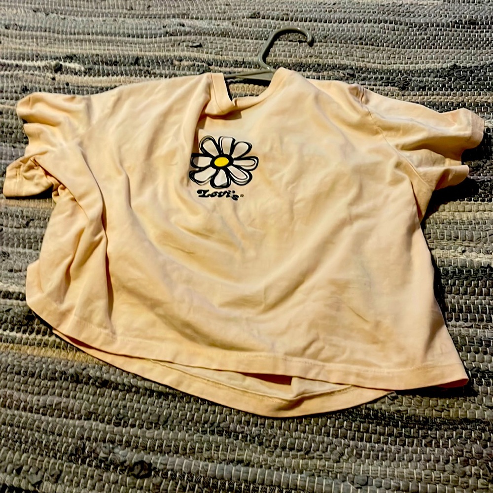 Cute flower T-shirt